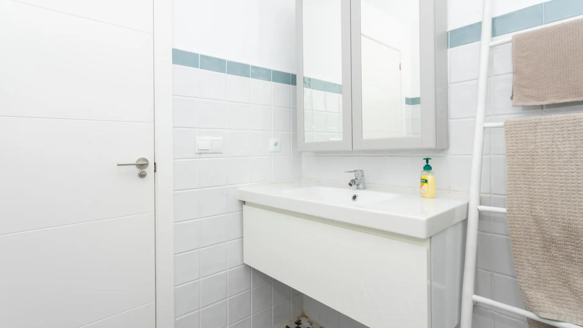 Gorgeous Apartments & Studios Bcn Port Barcelona 0*,  Spanje