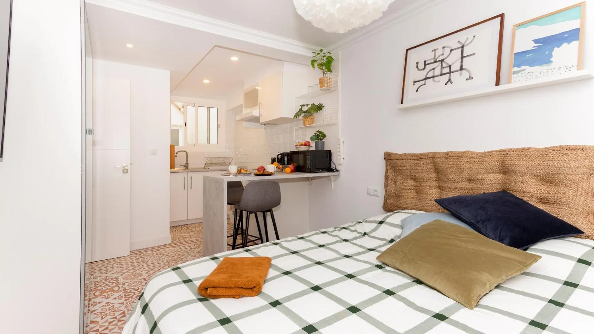 Gorgeous Apartments & Studios Bcn Port Barcelona 0*,  Spain